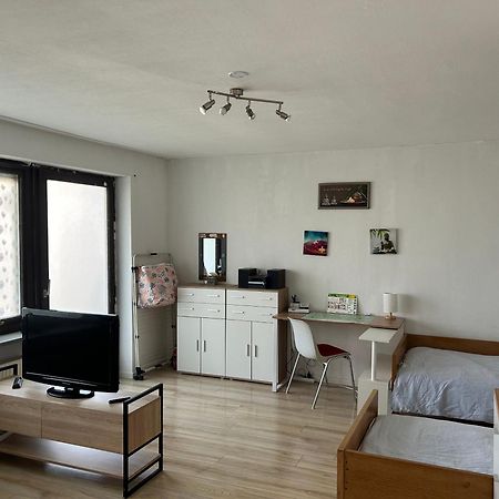 2-5 Bettzimmer Creglingen Exterior photo